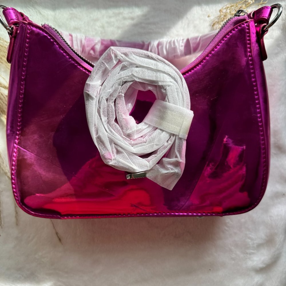 Purses - Picture 5 of 6